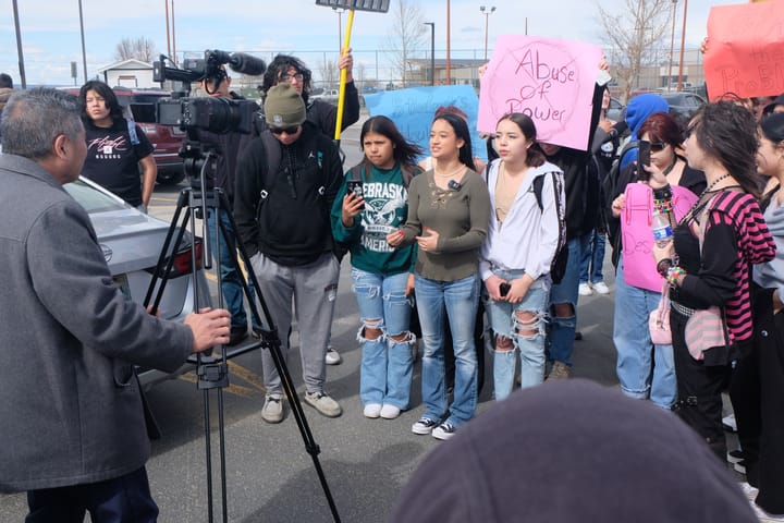 Hardin Students Protest Faculty Member